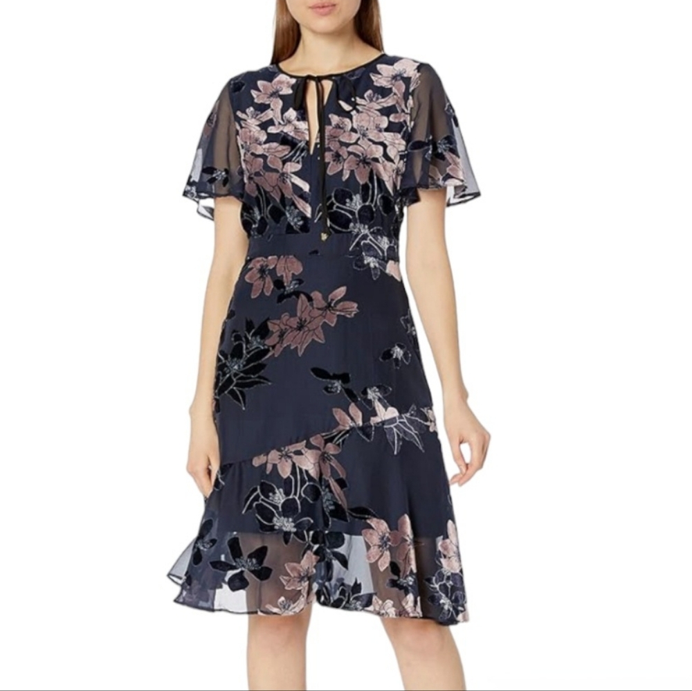 NWT Samβ Edelman Women's Short Vintage Flower Burnout Dress Size 2